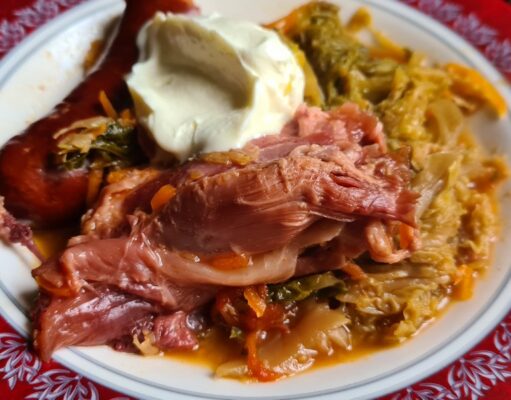 Soupe de chou au jarret fumé