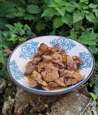 Foies de volaille aux beurre et vinaigre